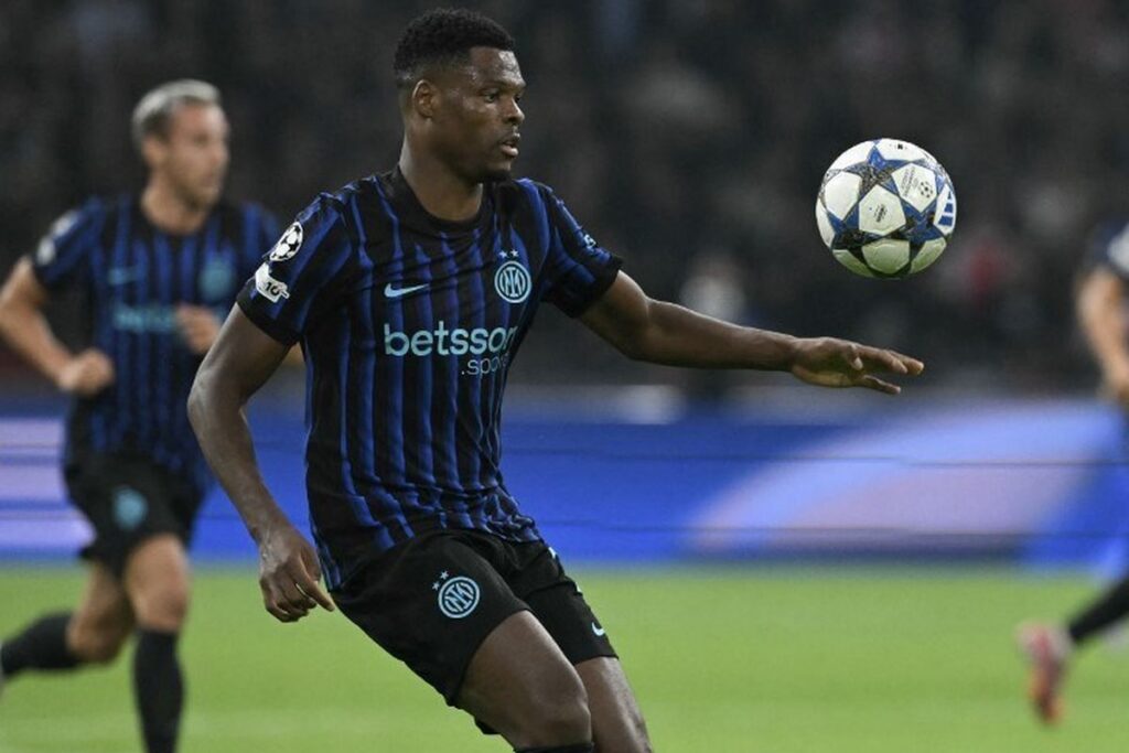 Real Madrid Membidik Denzel Dumfries dari Inter Milan