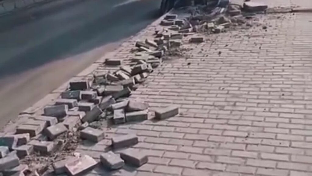 Pencuri Rusak Trotoar dan Gasak Kabel Penerangan di Tanjung Priok