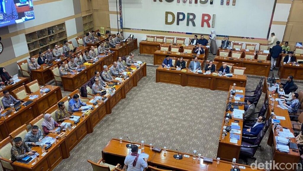 Komisi III DPR Bahas Rencana Kerja dan Anggaran 2027 Bersama Polri dan PPATK