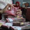 Rupiah Melemah ke Rp17.955 Per Dolar AS Akibat Ketegangan Geopolitik