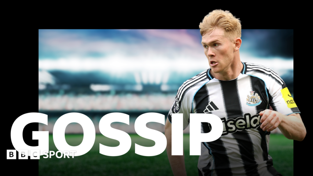 Manchester United Incar Lewis Hall dan Antonee Robinson