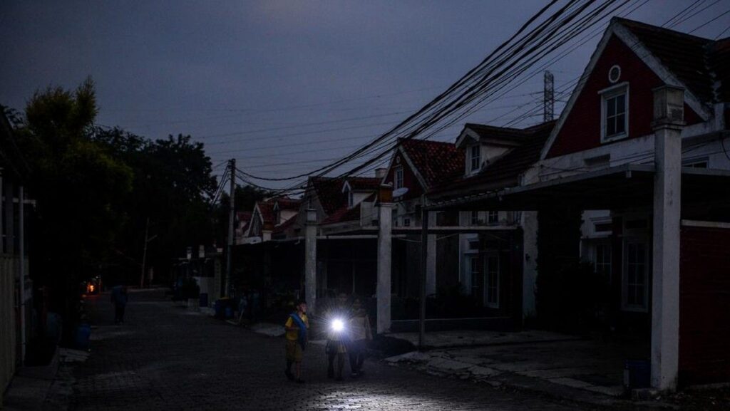 Pakar UMM Ungkap Pemadaman Listrik Berpotensi Rusak Perangkat Elektronik