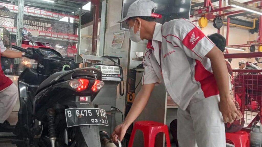 Harga Suku Cadang Honda Naik Imbas Pelemahan Rupiah