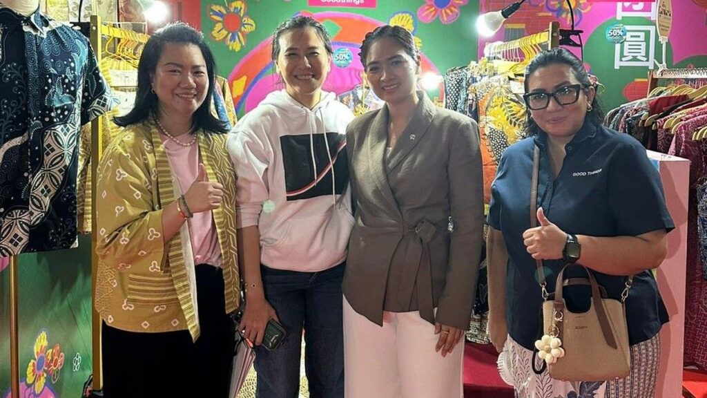 Produk UMKM Batik Modern Goodthings Tarik Minat Sejumlah Wakil Menteri