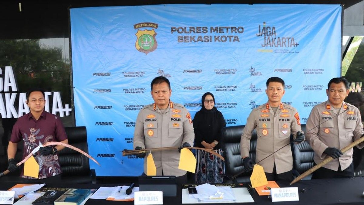 Polres Metro Bekasi Kota Tangkap Lima Begal Berkedok Tawuran