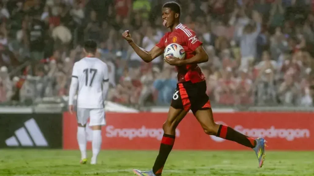 Manchester United Percepat Pinjamkan Chido Obi ke FC Koln