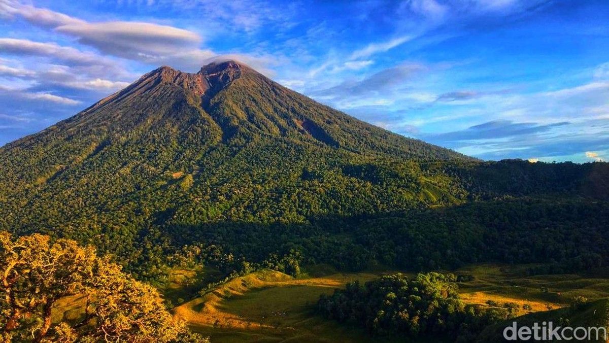 TNGR Izinkan Pendakian Tektok Gunung Rinjani dengan Syarat Khusus