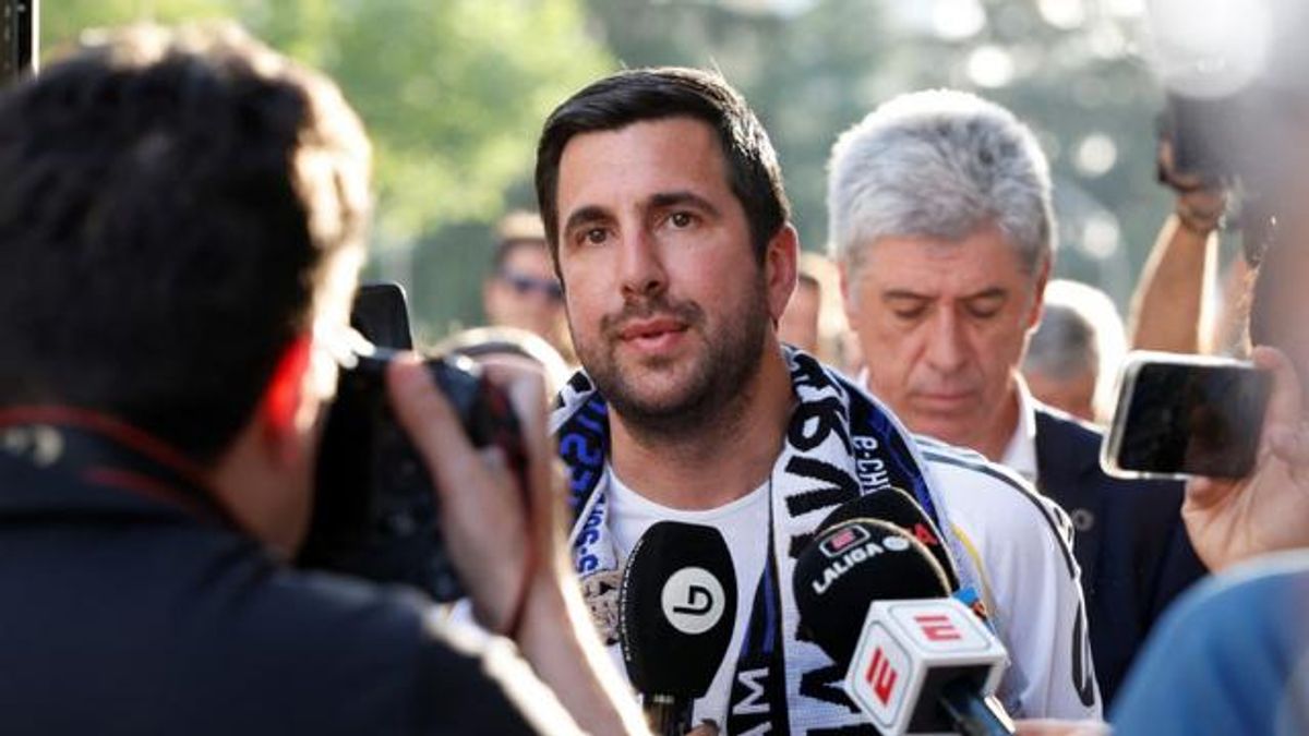 Enrique Riquelme Tantang Florentino Perez dalam Pemilihan Presiden Real Madrid