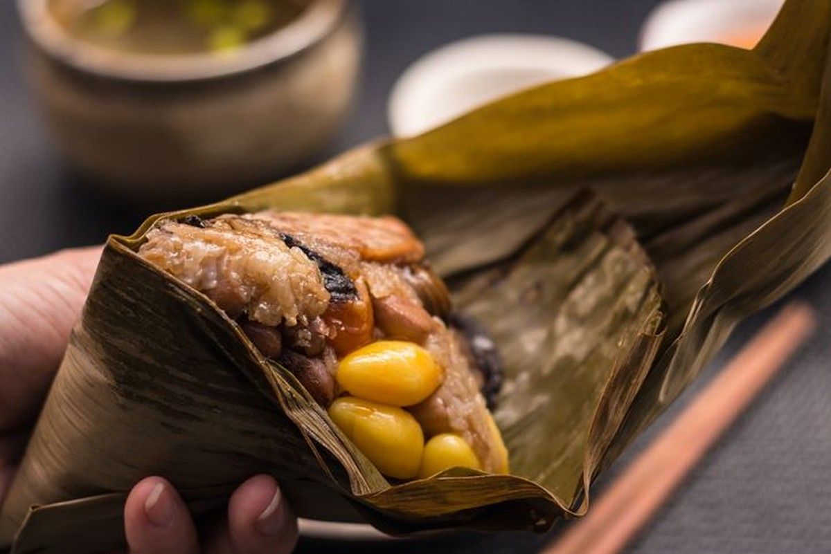 Makan Dua Bakcang Pria di China Alami Muntah Darah Akibat Sirosis Hati