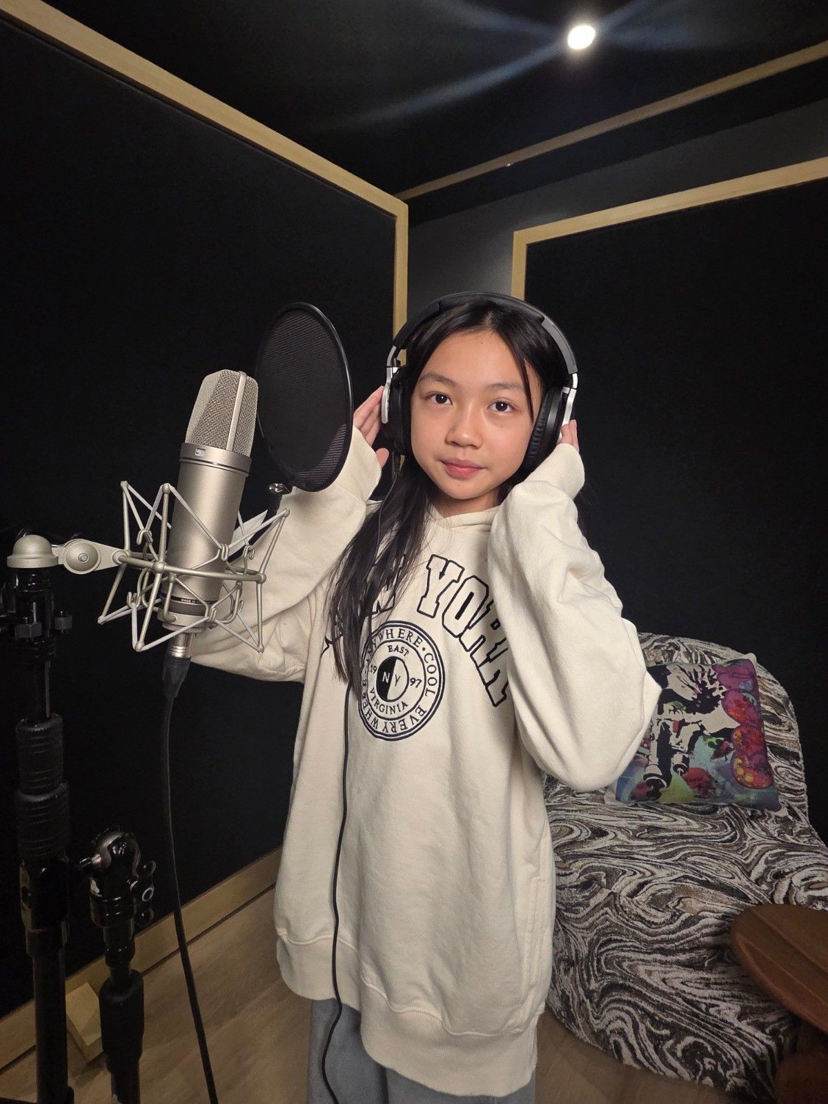 Lindee Cremona Rilis Single Terbaru Anakmu Slalu Cinta