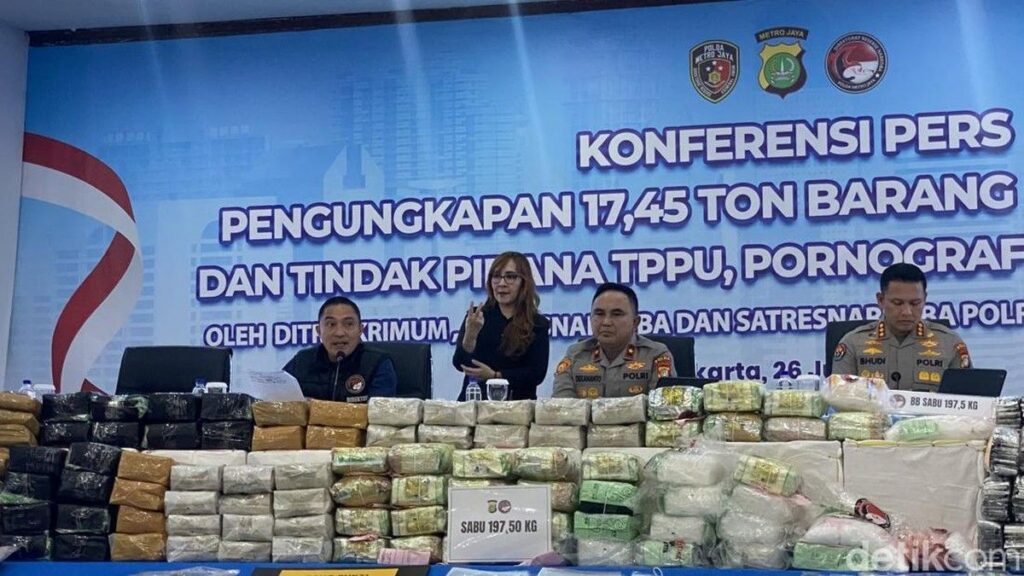 Polda Metro Jaya Tangkap Empat Peracik Pil Koplo