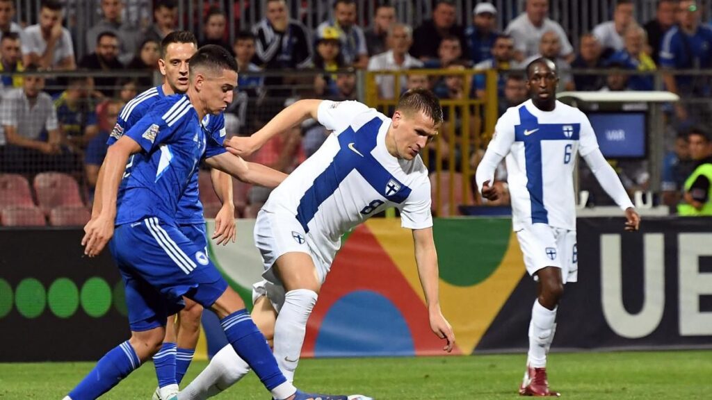 Persib Bandung Dekati Kesepakatan Kontrak dengan Winger Luka Menalo