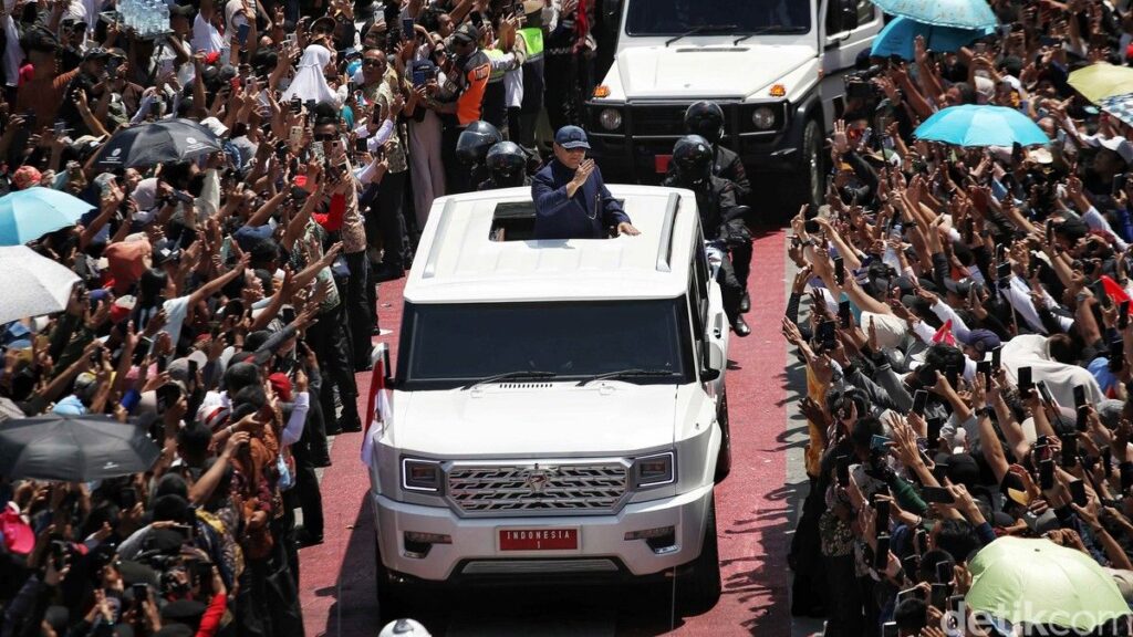 PT Pindad Siapkan Mobil Kepresidenan Transparan untuk Prabowo Subianto