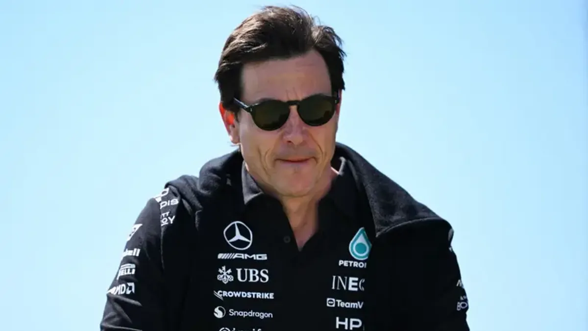 Toto Wolff Ungkap Kerusakan Baterai Gagalkan George Russell di GP Kanada