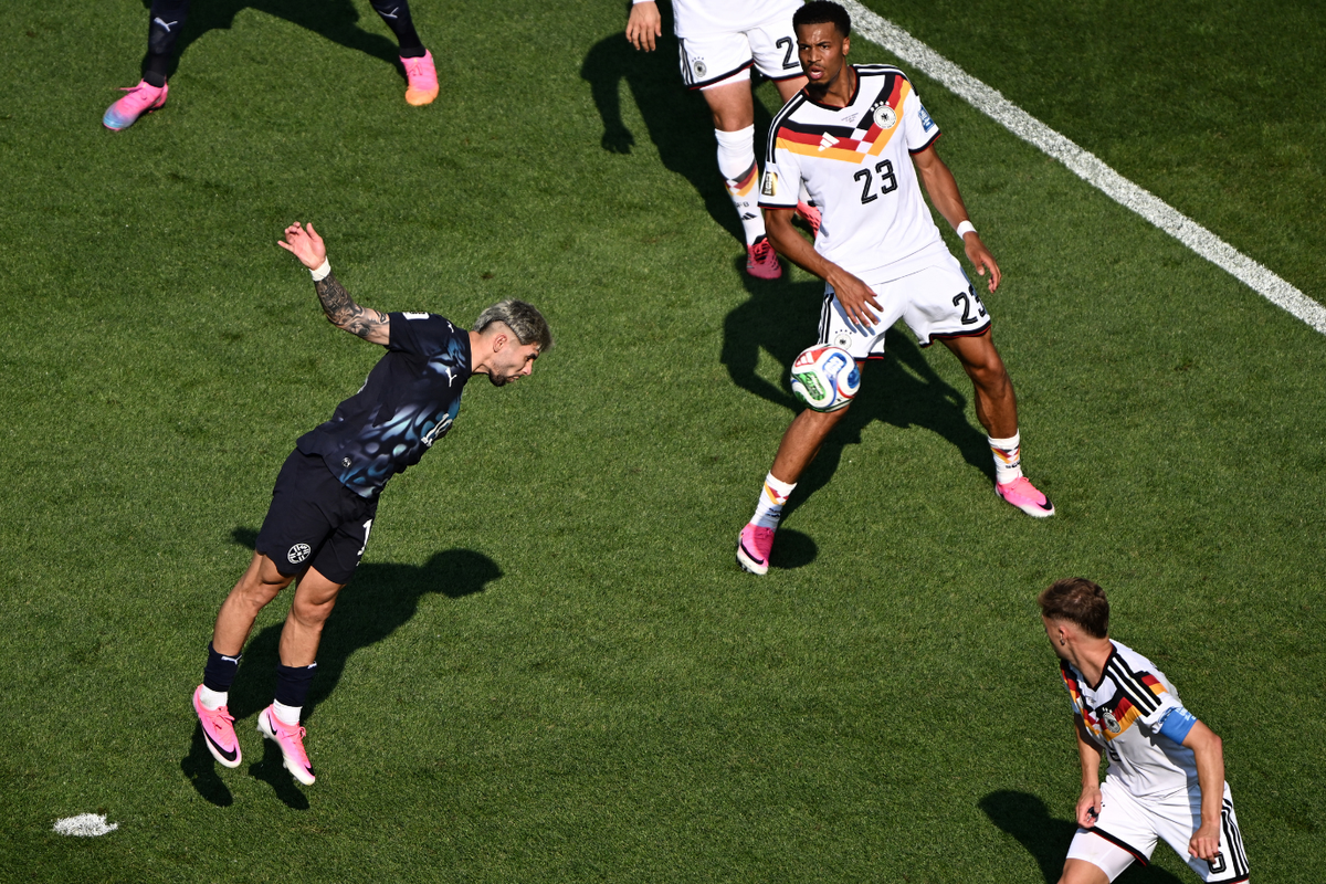 Dominasi Jerman Patah oleh Gol Tunggal Paraguay pada Babak Pertama