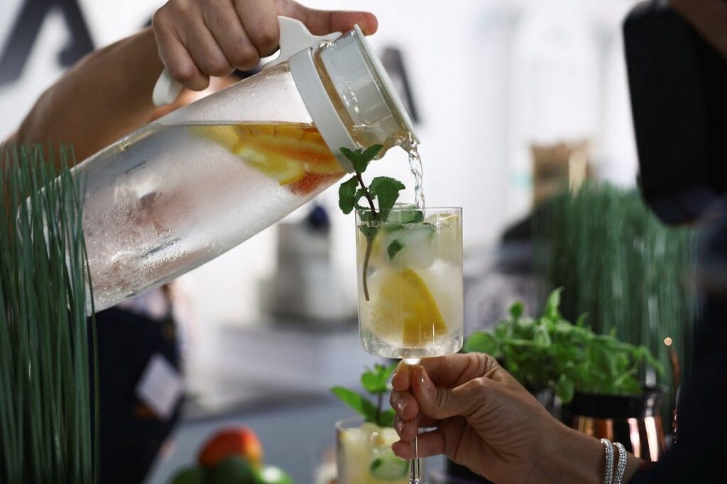 Maharashtra Wajibkan Restoran Sediakan Air Minum Gratis Bagi Pelanggan