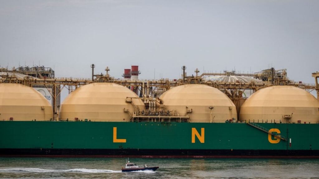 Qatar Pulangkan Kapal Tanker LNG ke Timur Tengah