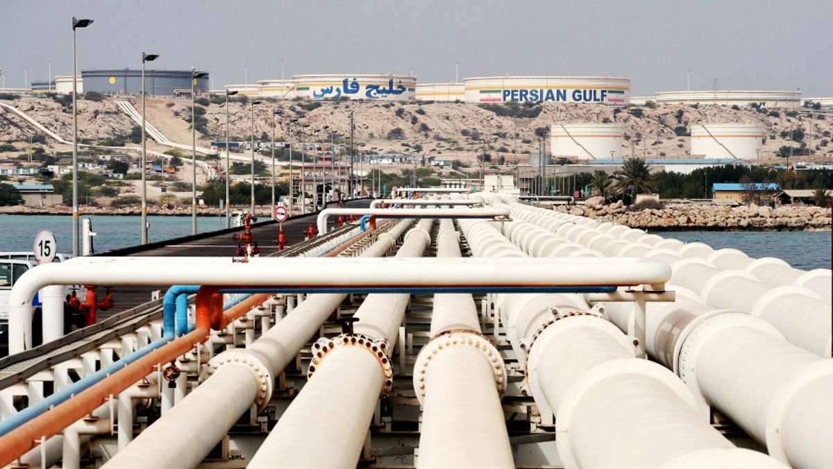 Penjual Minyak Iran Pangkas Harga Jual ke China