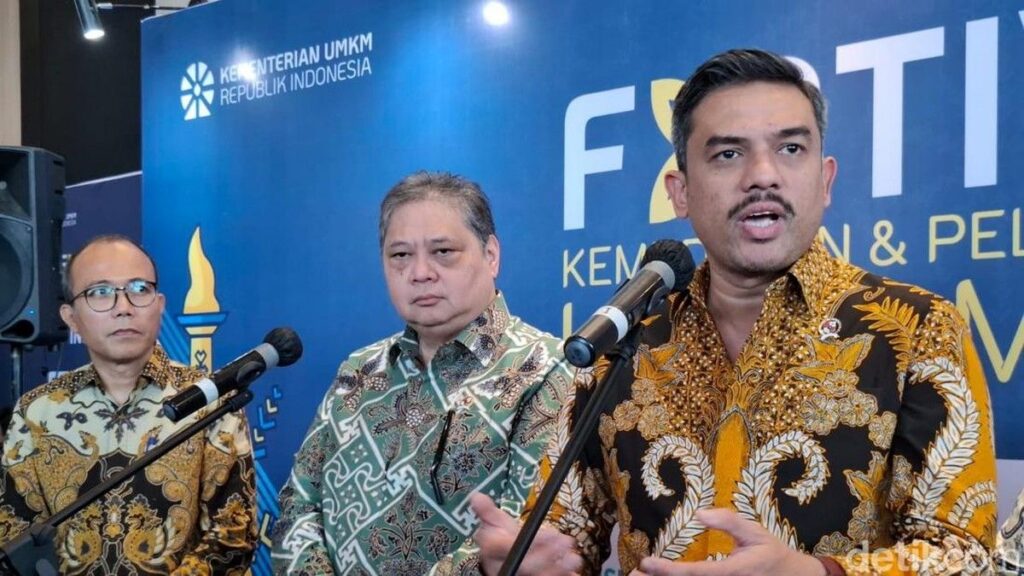 Pemerintah Pangkas Bunga Kredit Ultra Mikro Menjadi Delapan Persen