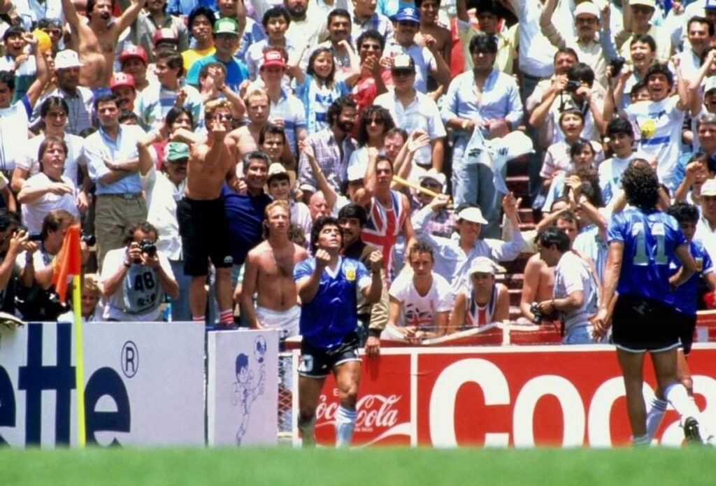 Fotografer Meksiko Abadikan Gol Tangan Tuhan Diego Maradona