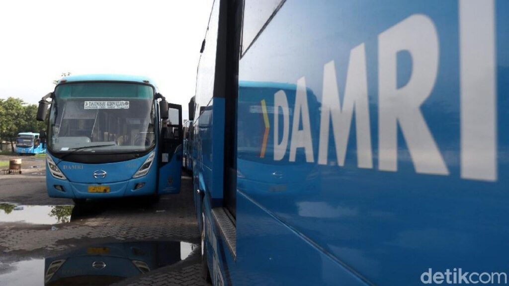 Damri Keluhkan Armada Perintis Sepuh yang Mengancam Keselamatan