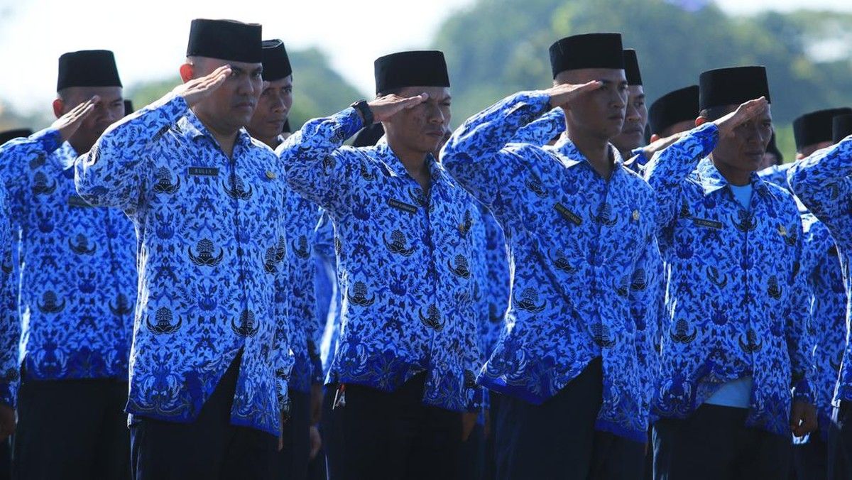 Presiden Prabowo Teken Aturan Gaji ke-13 PPPK Mulai Cair