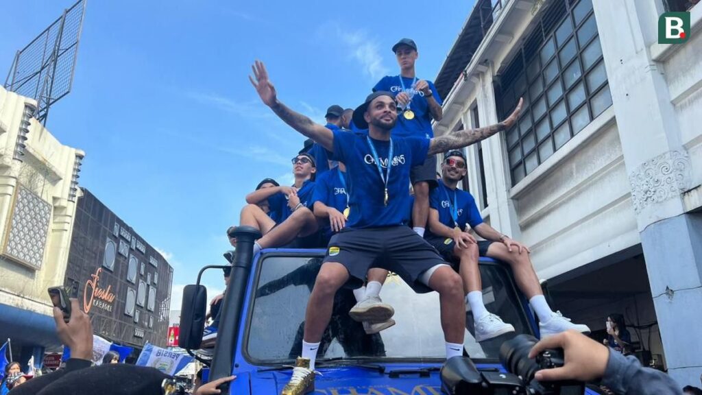 Persib Bandung Pastikan Layvin Kurzawa Hengkang Usai Liga Berakhir