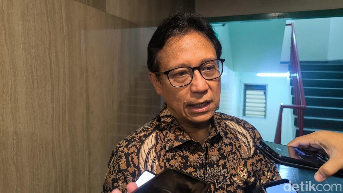 Menkes Tegaskan Kehadiran Dokter Tetap Utama Dibandingkan Kecerdasan Buatan