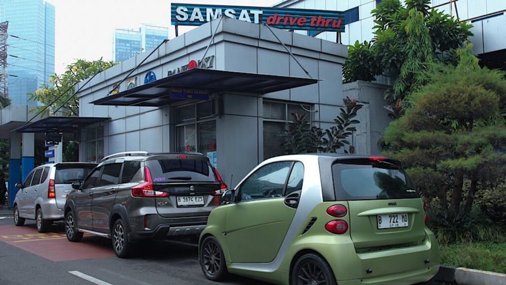 Pemprov DKI Jakarta Bebaskan Sanksi Pajak Kendaraan Bermotor
