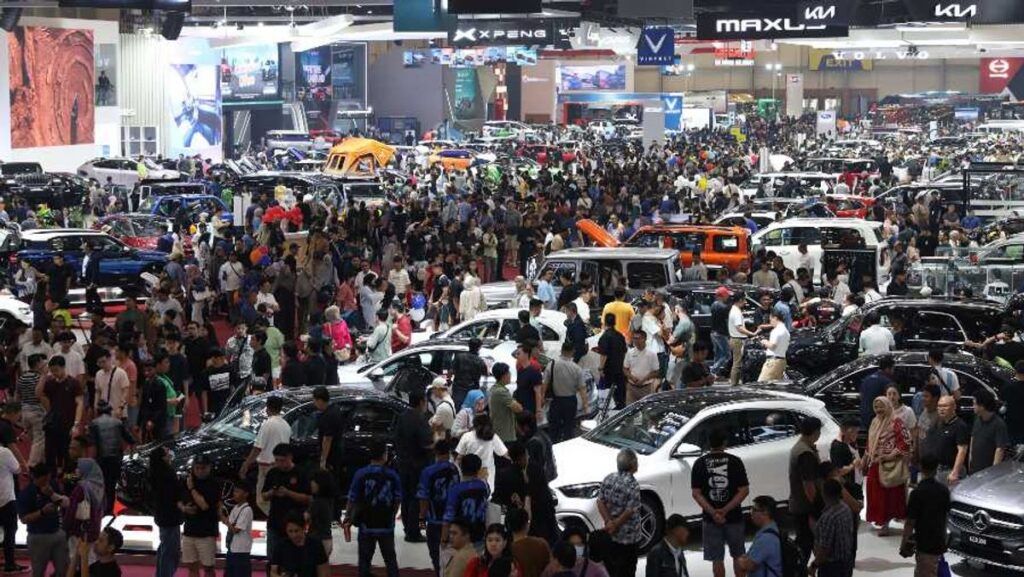 GAIKINDO Ungkap Ketidakpastian Insentif Otomotif Picu Penurunan Penjualan Mobil