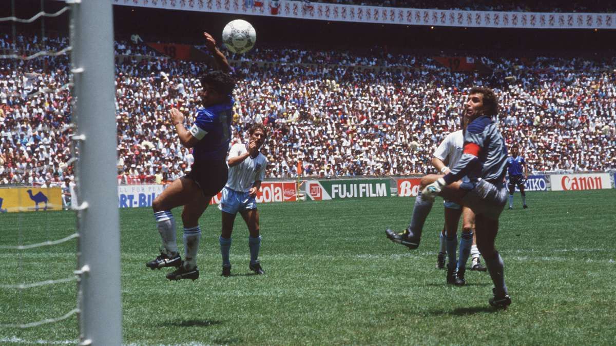 Kisah di Balik Momen Ikonik Maradona pada Piala Dunia 1986