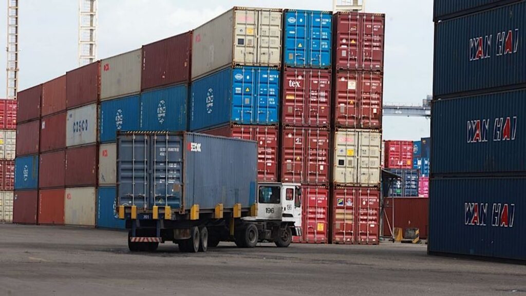 Kinerja Ekspor Indonesia April 2026 Diproyeksikan Melonjak Sembilan Persen