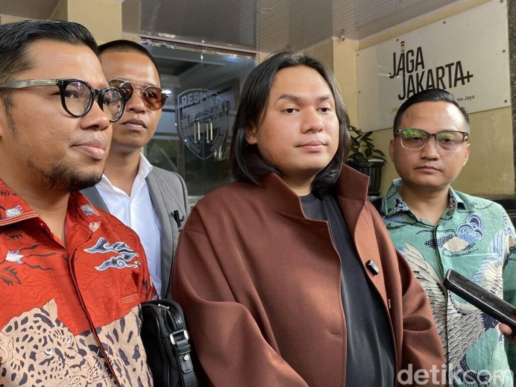 Polisi Periksa Selebritas Internet Keanu Terkait Penipuan Hanania Travel