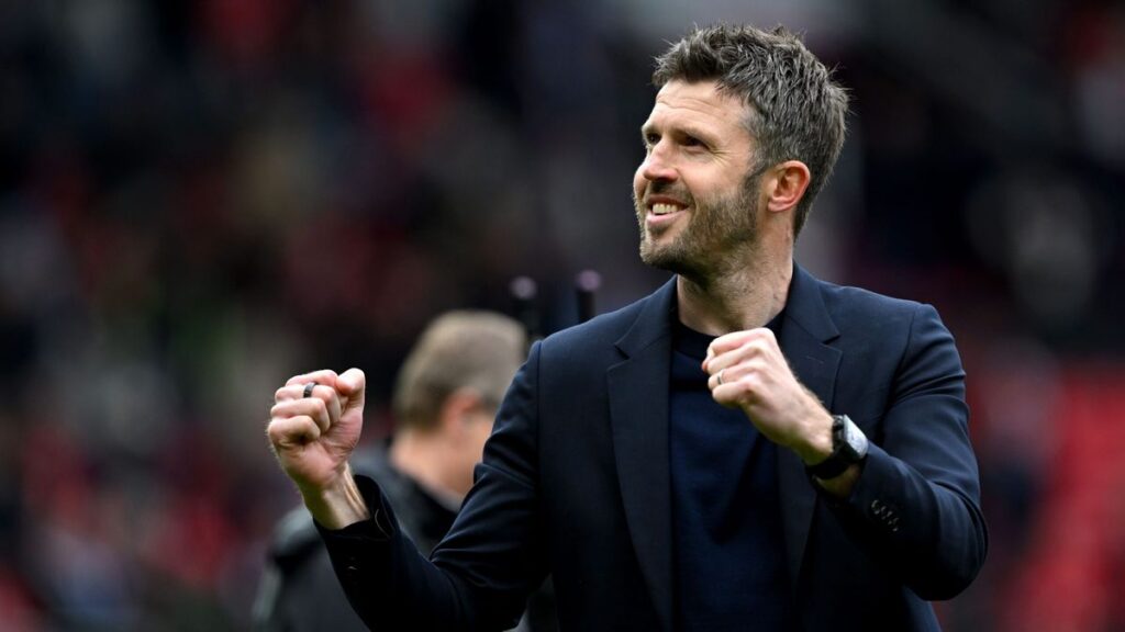 Michael Carrick Rombak Lini Tengah Manchester United Jelang Musim Baru