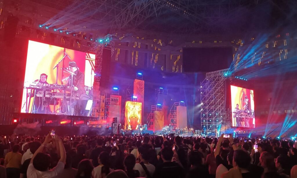Al Ghazali Gantikan Tyo Nugros dalam Konser Dewa 19 di Malaysia