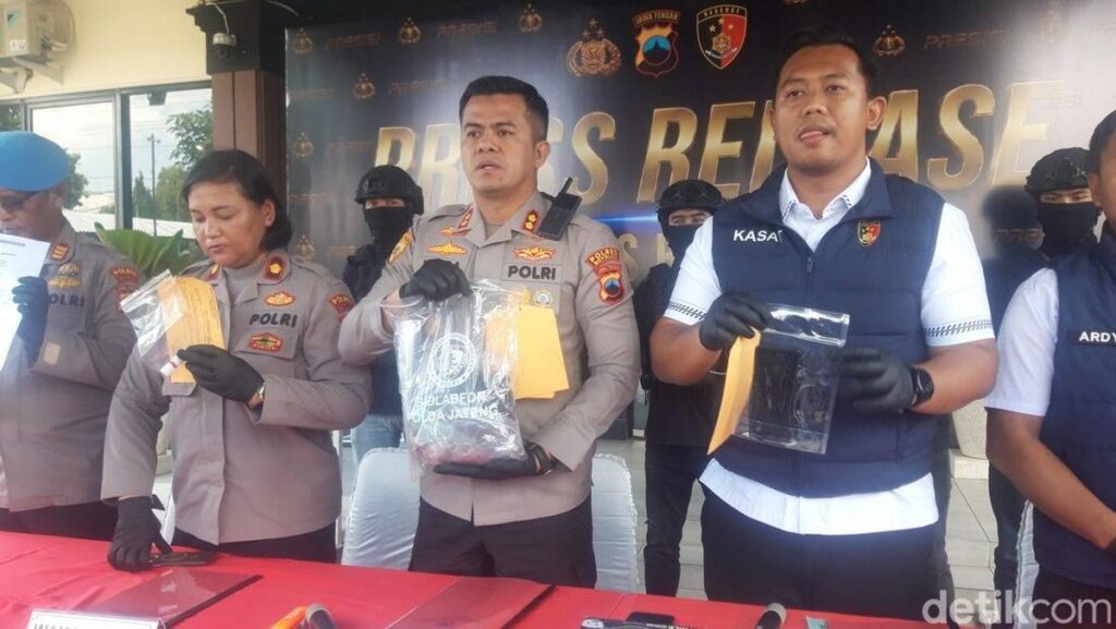 Polres Boyolali Tangkap Menantu Pengirim Sate Beracun di Ngemplak