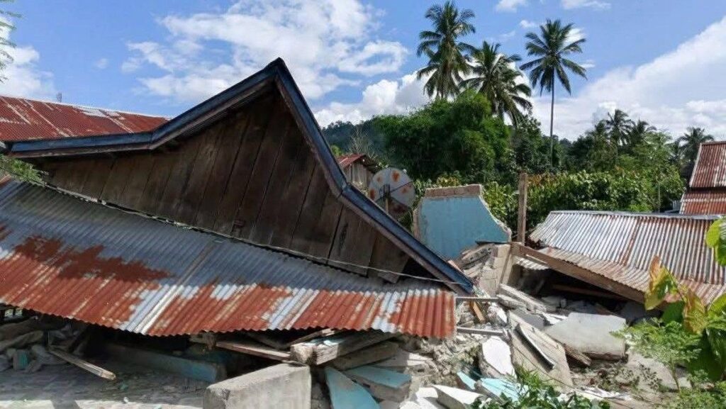 Gempa Magnitudo 6,7 Guncang Sulawesi Tengah Satu Warga Meninggal
