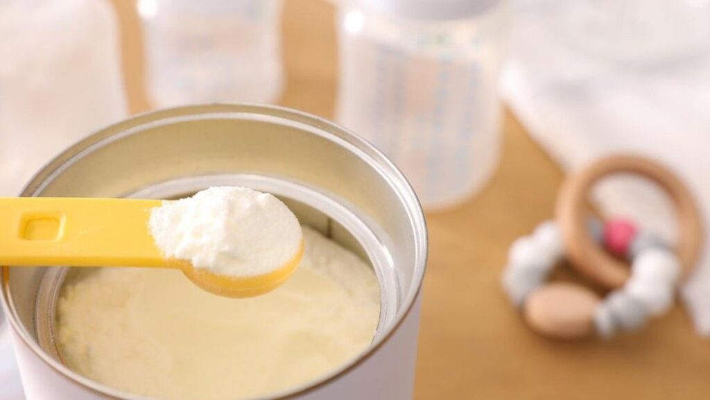Dokter Spesialis Anak Sarankan Susu Formula Setelah Usia Setahun