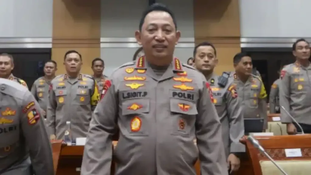 Kapolri Mutasi 190 Kapolres di Seluruh Indonesia