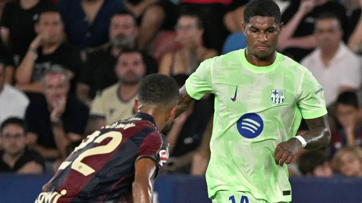 Manchester United Incar Crysencio Summerville Gantikan Rashford