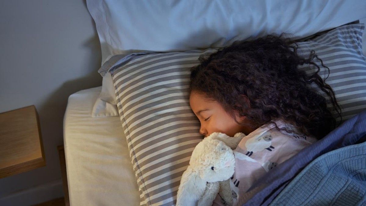 Atasi Anak Susah Tidur Malam dengan Rutinitas Konsisten