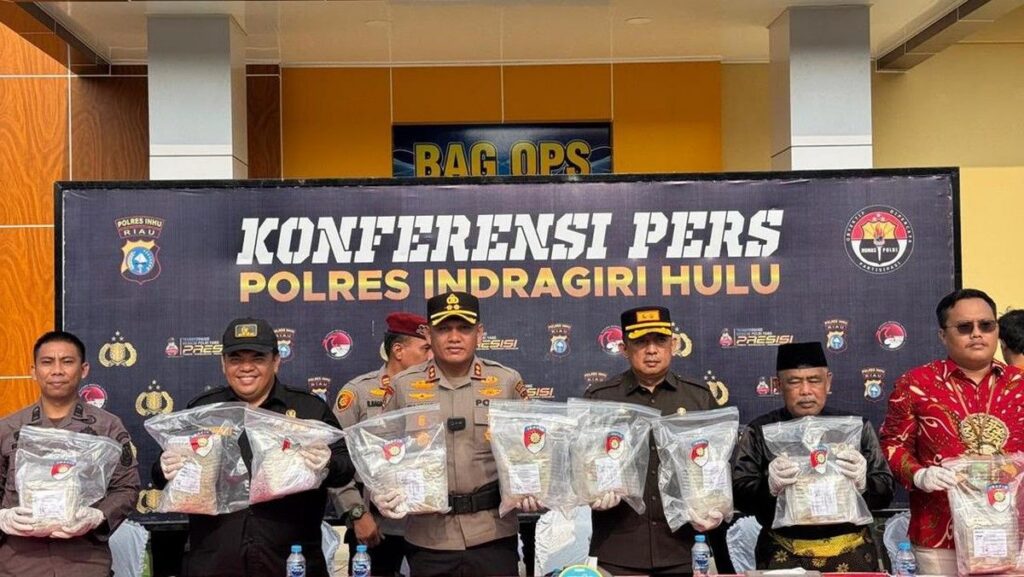 Polres Indragiri Hulu Tangkap Tiga Kurir Narkoba Miliaran Rupiah