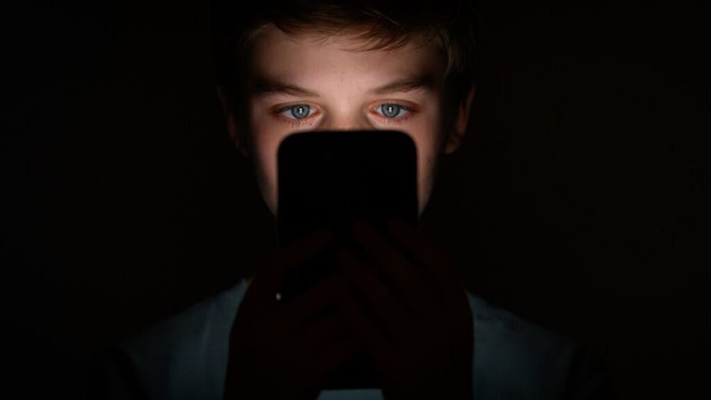 Kanada Ajukan Larangan Media Sosial Bagi Anak di Bawah 16 Tahun