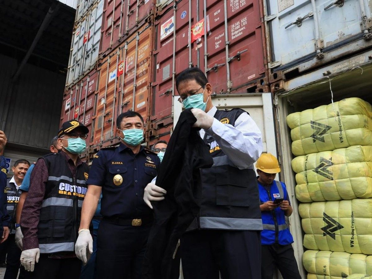 Kemenkeu Menyita 43 Kontainer Balpres Ilegal di Tanjung Priok