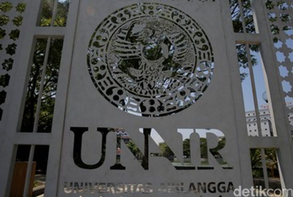 8 Fakultas Unair dengan Gaji Alumni Tertinggi, Mana Saja?