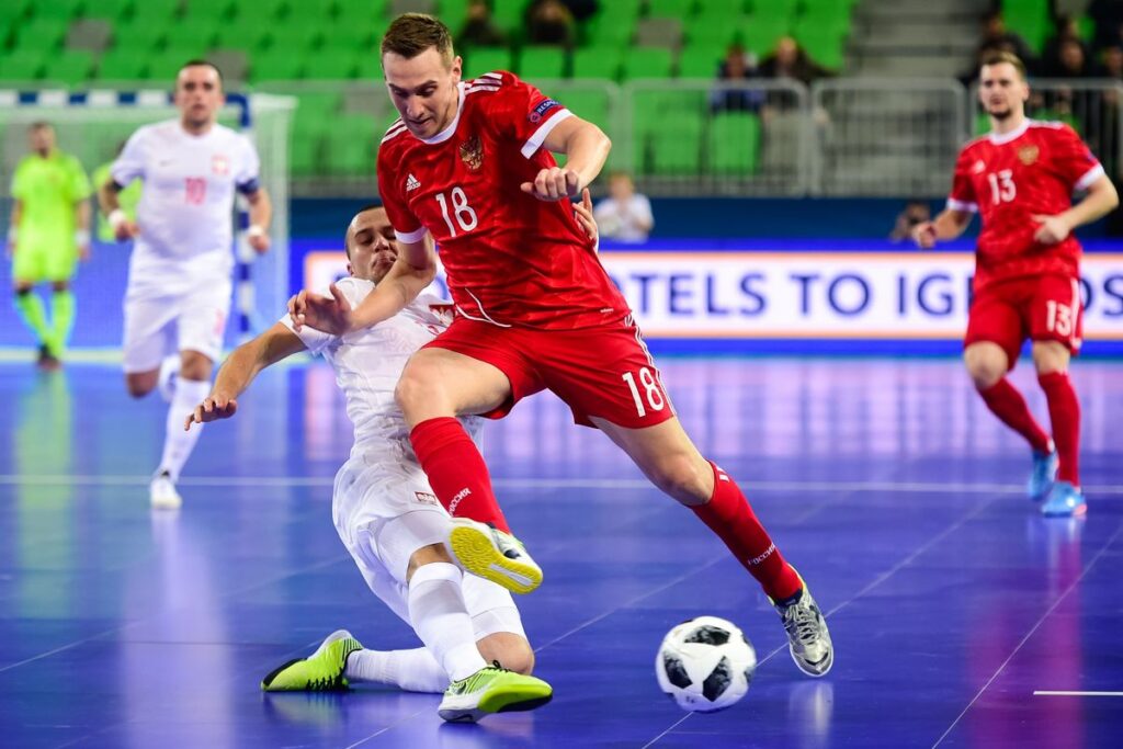 Esmeralda FC dan Imobiliária Ferroviário Berebut Juara Futsal Louveira