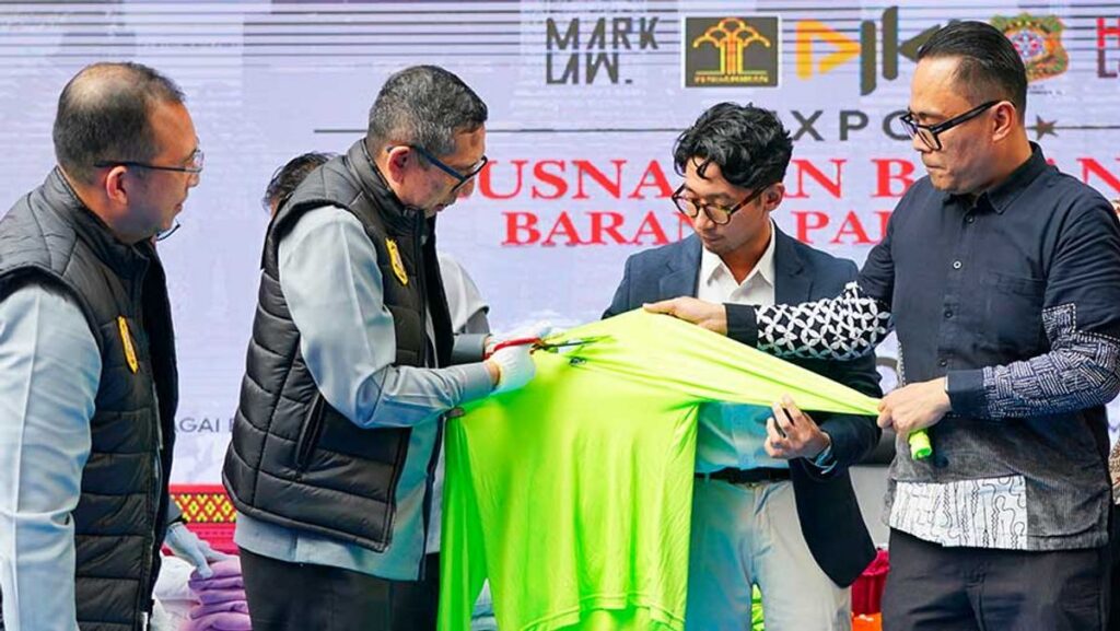 Kemenkumham Musnahkan Ratusan Barang Bukti Pelanggaran Merek Lacoste