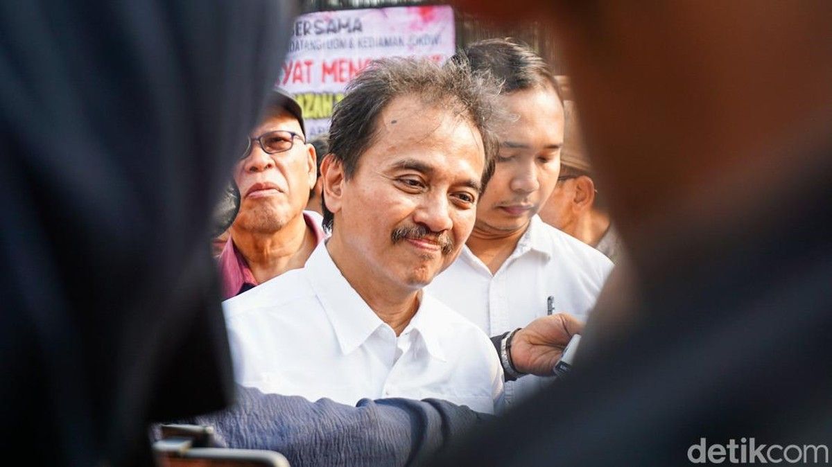 Polri Nyatakan Berkas Kasus Ijazah Palsu Jokowi Lengkap