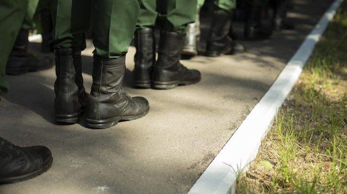 Polisi Kontraterorisme Zimbabwe Tangkap Perekrut Tentara Rusia