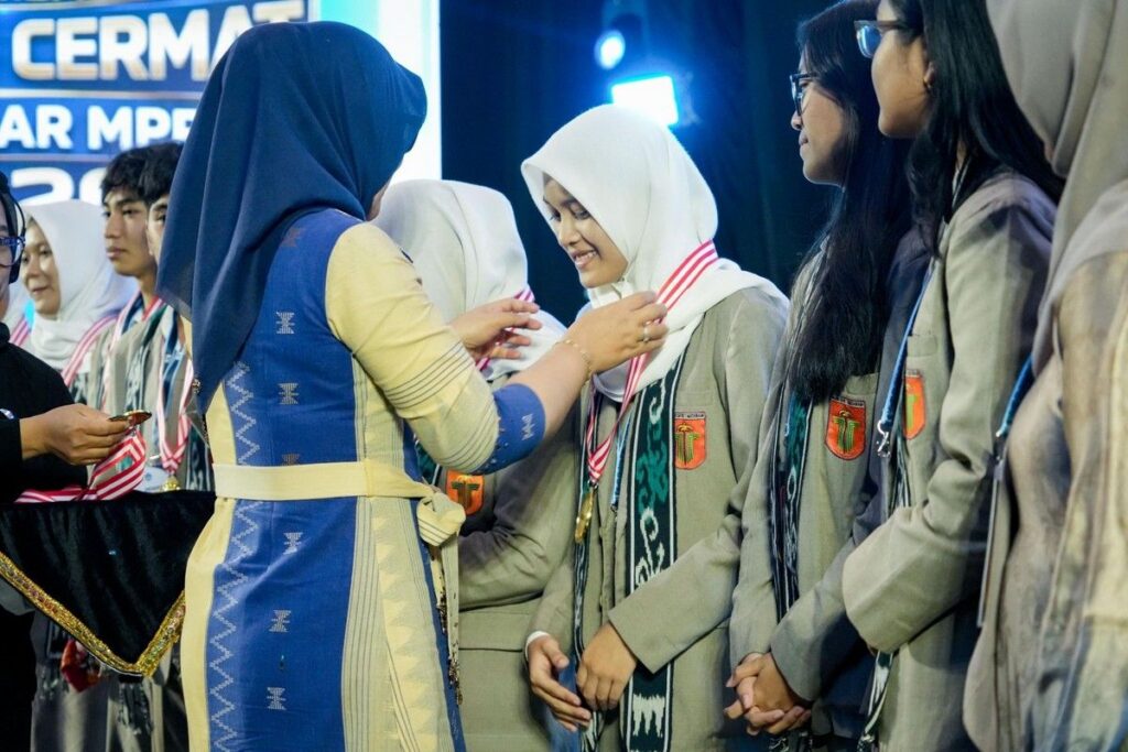 SMAN 1 Mataram Sabet Juara Pertama LCC Empat Pilar MPR RI 2026 NTB